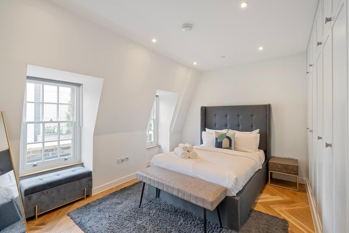 Vakantiehuis Charming 2 Bedroom 2 Bathroom Flat Near Oxford St Londen
