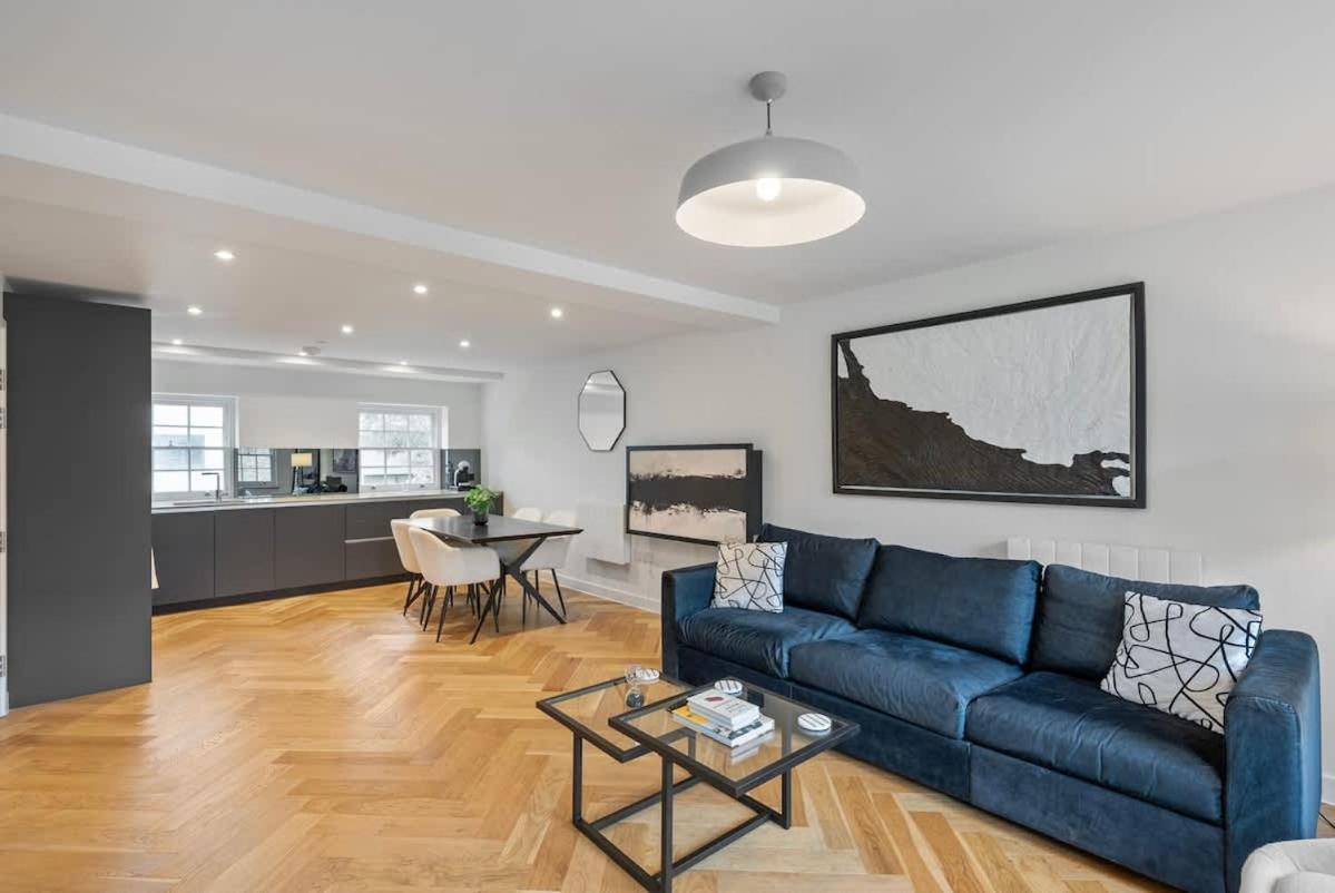 Charming 2 Bedroom 2 Bathroom Flat Near Oxford St * Londen